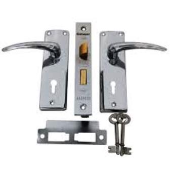 LOCKSET 3LEVER CHROME PLATED SABS